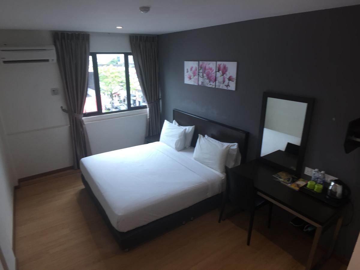 Padungan Hotel Кучінг Екстер'єр фото